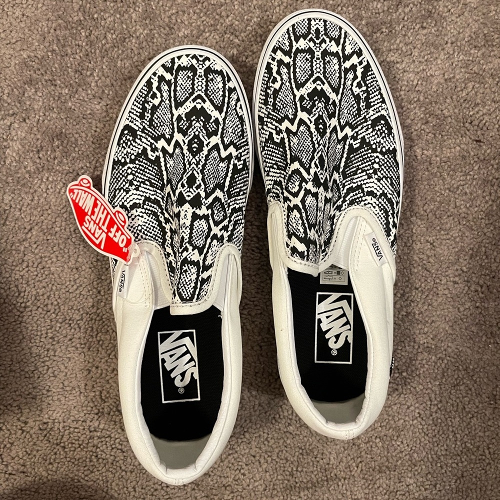 Vans slip on python white print